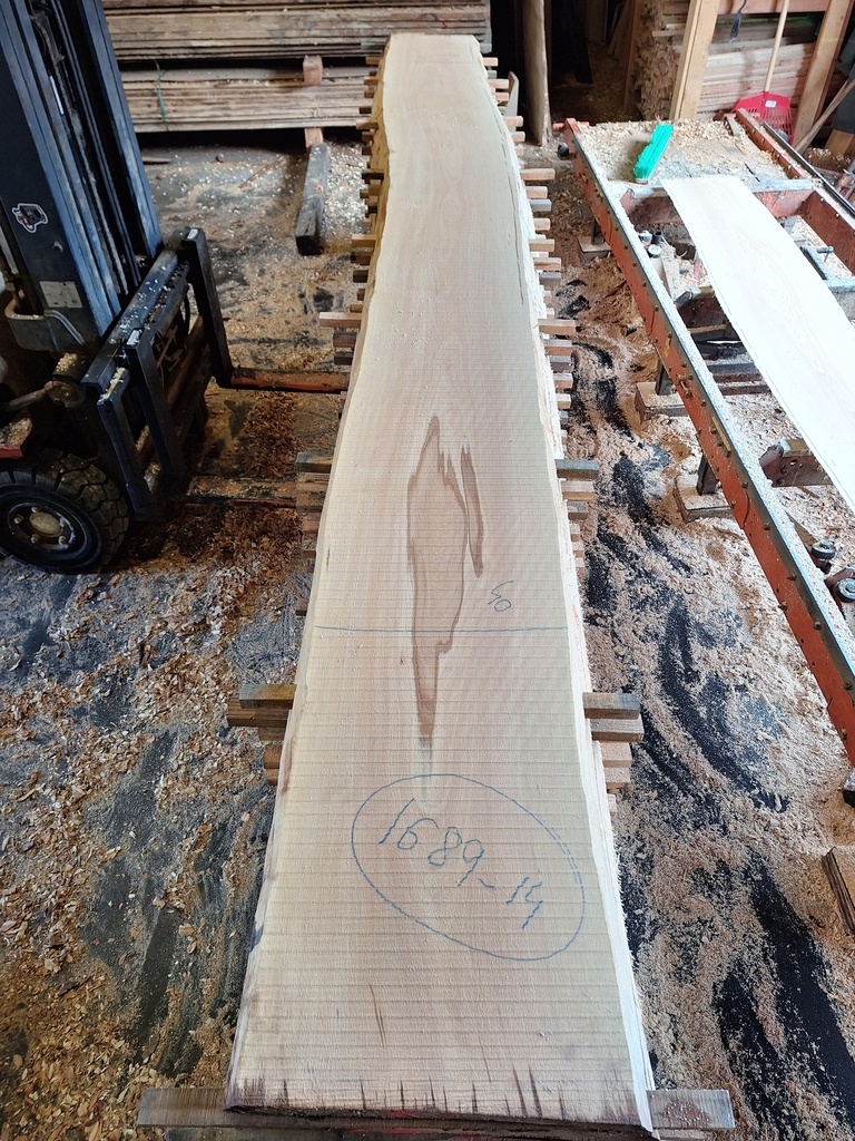 Plateau Hêtre 28 x 390-400 x 4120 mm de la boule 1689 - 14