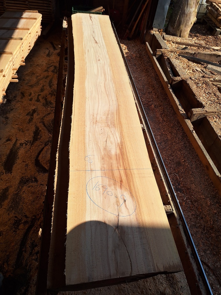 Plateau Hêtre 28 x 600-650 x 4190 mm de la boule 1690 - 9