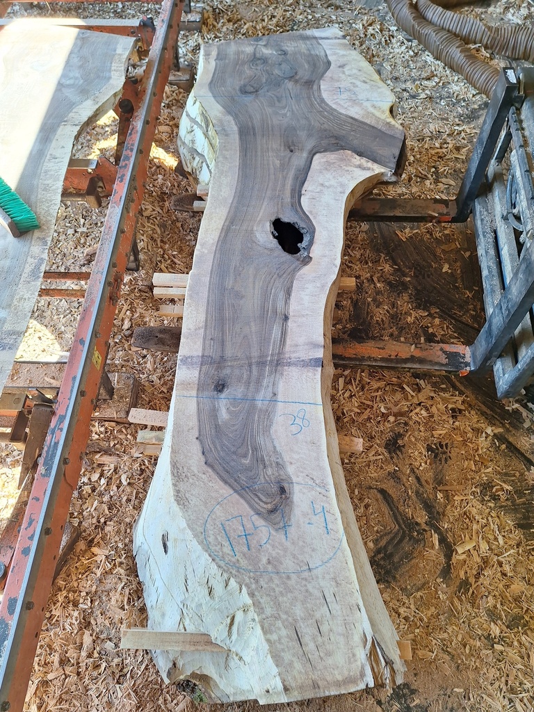 Plateau Noyer 53 x 380-750 x 2350 mm de la boule 1757 - 4