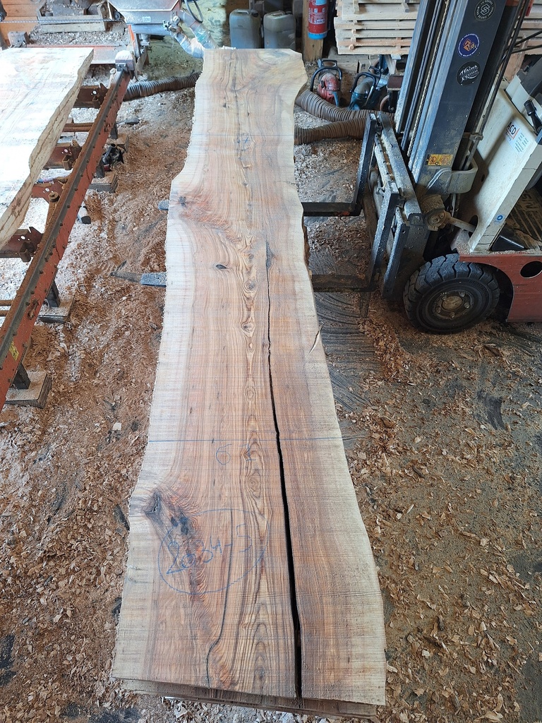 Plateau Frêne 43 x 570-610 x 4140 mm de la boule 2034 - 5