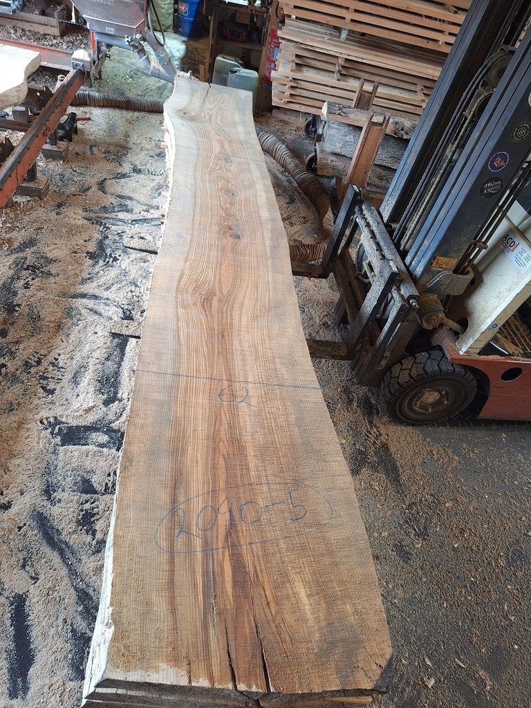 [PL-FRE-2040-5] Plateau Frêne 53 x 530-620 x 3950 mm de la boule 2040 - 5