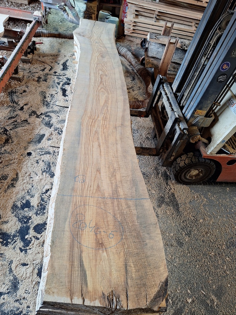 Plateau Frêne 53 x 500-600 x 3950 mm de la boule 2040 - 6