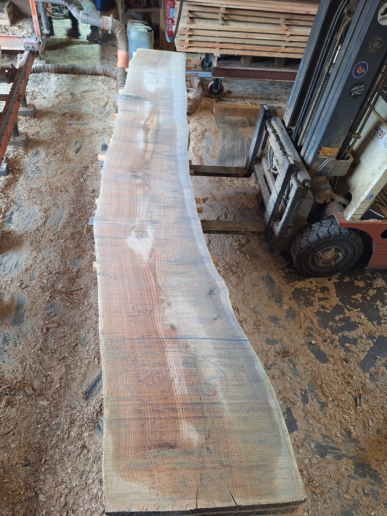Plateau Chêne Rouge 43 x 510-570 x 3930 mm de la boule 2041 - 5