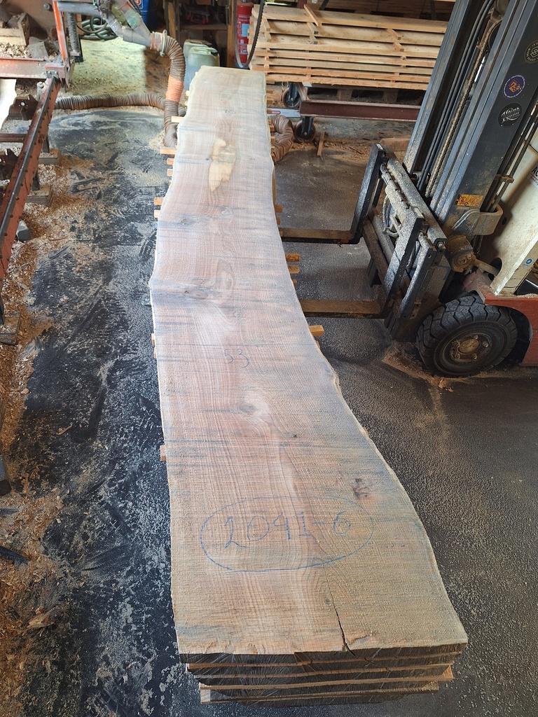 Plateau Chêne Rouge 43 x 480-530 x 3930 mm de la boule 2041 - 6