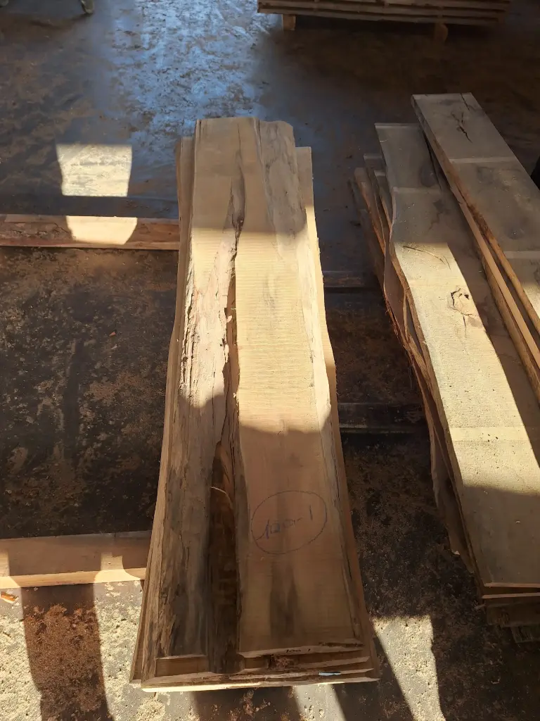 Plateau Robinier 53 x 180-200 x 1970 mm de la boule 100 - 1