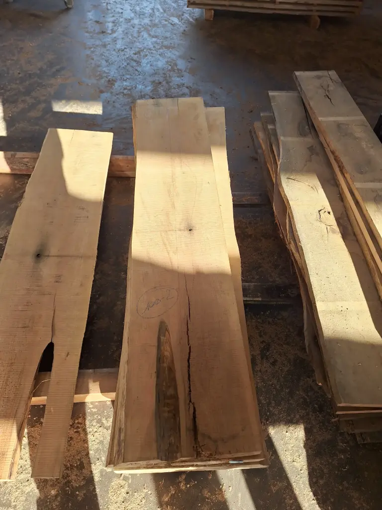 Plateau Robinier 53 x 400-410 x 1970 mm de la boule 100 - 2