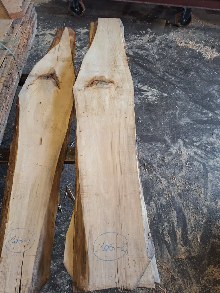 Plateau Tilleul 33 x 190-410 x 2020 mm de la boule 106 - 2