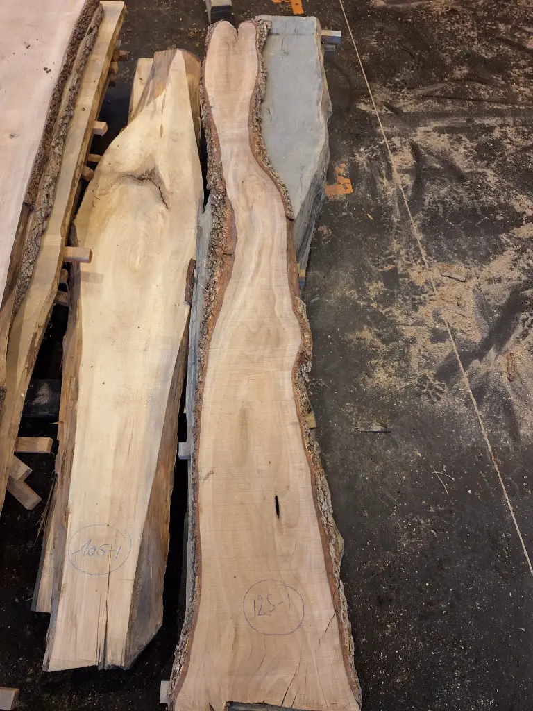 Plateau Liquidambar 18 x 90-230 x 2000 mm de la boule 125 - 1