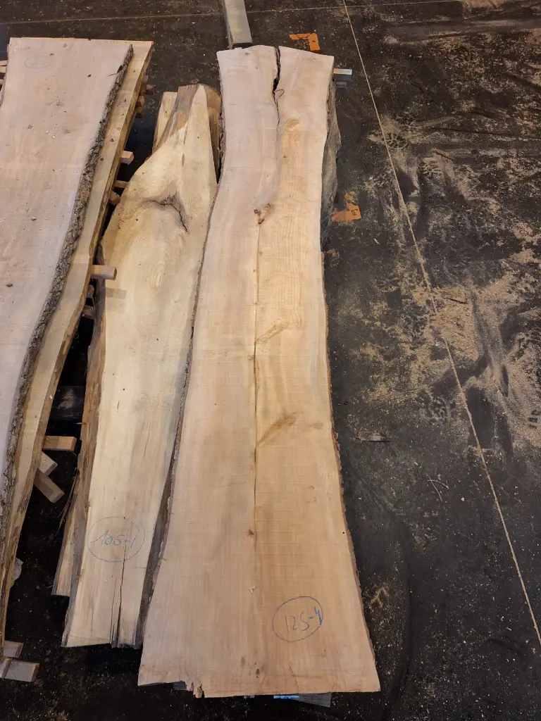 Plateau Liquidambar 38 x 300-370 x 2000 mm de la boule 125 - 4