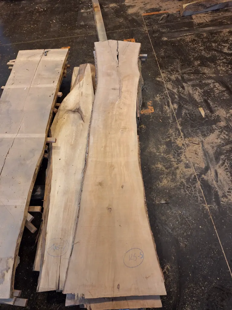 Plateau Liquidambar 38 x 310-380 x 2000 mm de la boule 125 - 5