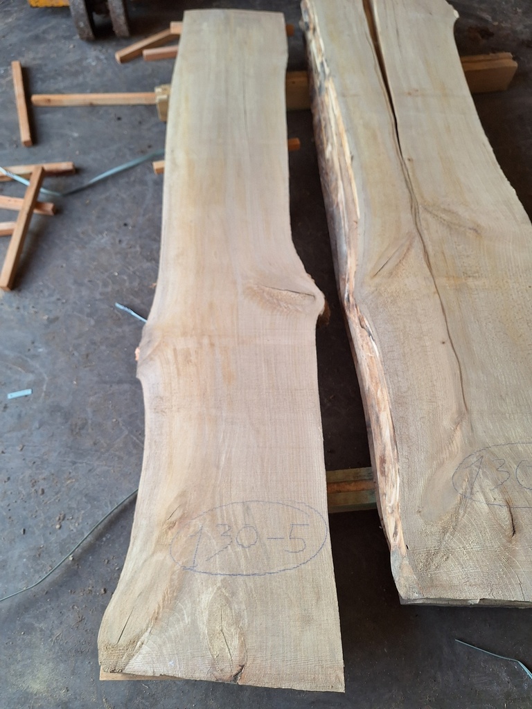 Plateau Hêtre 38 x 340-380 x 1810 mm de la boule 130 - 5