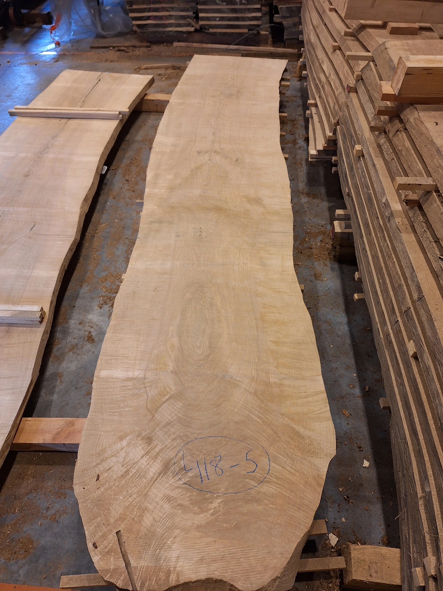 Plateau Frêne 53 x 700-790 x 3280 mm de la boule 418 - 5