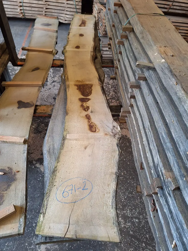 Plateau Chêne Commun 38 x 250-280 x 2620 mm de la boule 671 - 2