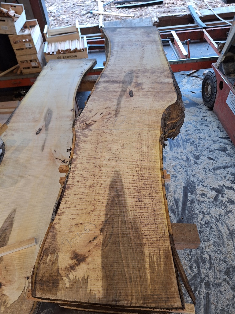 Plateau Noyer 38 x 370-420 x 2050 mm de la boule 909 - 5