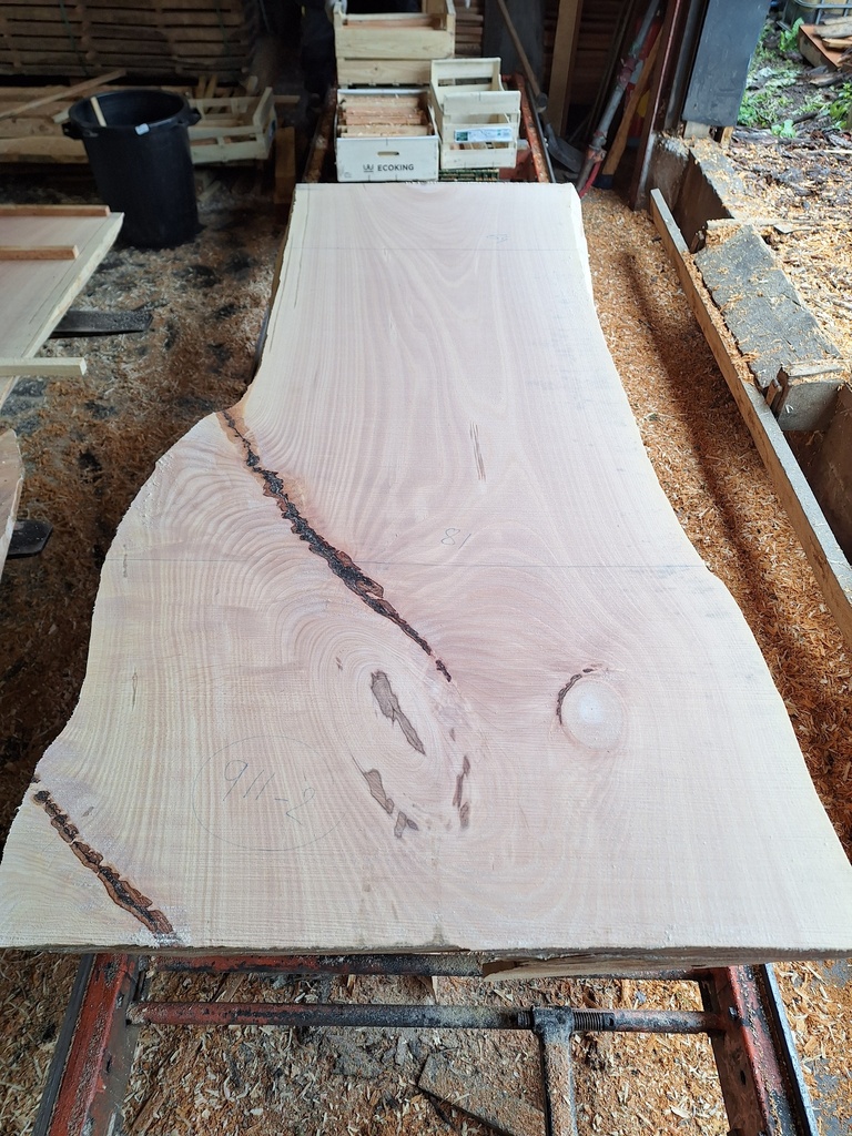 Plateau Hêtre 83 x 640-810 x 1780 mm de la boule 911 - 2