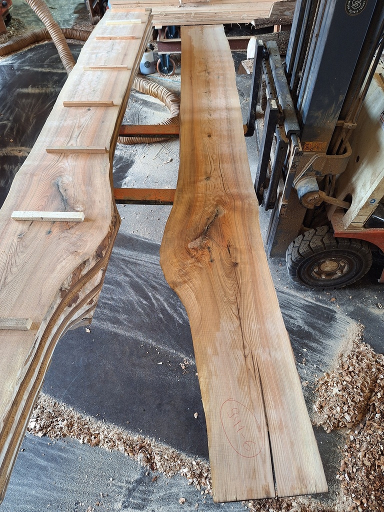 Plateau Frêne 28 x 320-410 x 3850 mm de la boule 941 - 6