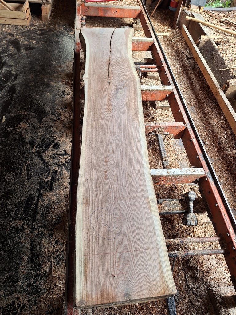 Plateau Chêne Rouge 53 x 410-450 x 2420 mm de la boule 943 - 3