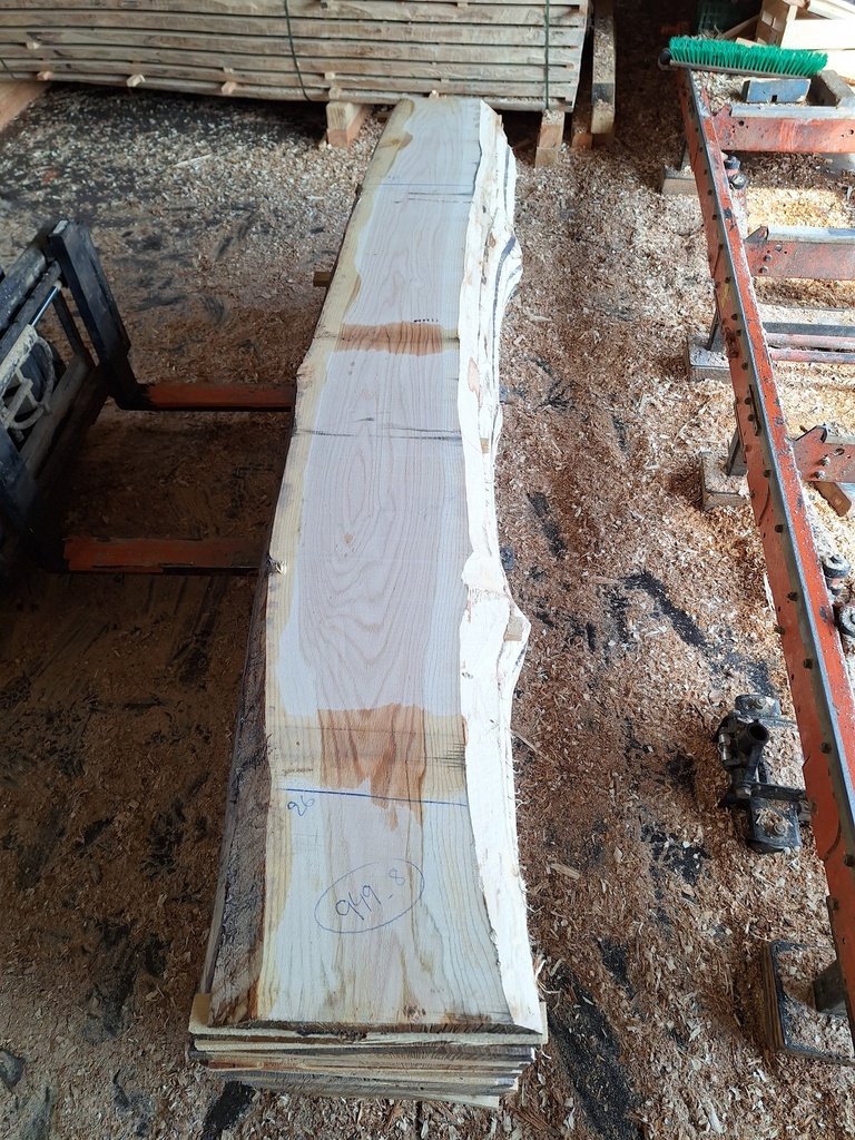 Plateau Chêne Rouge 43 x 260-300 x 2600 mm de la boule 949 - 8