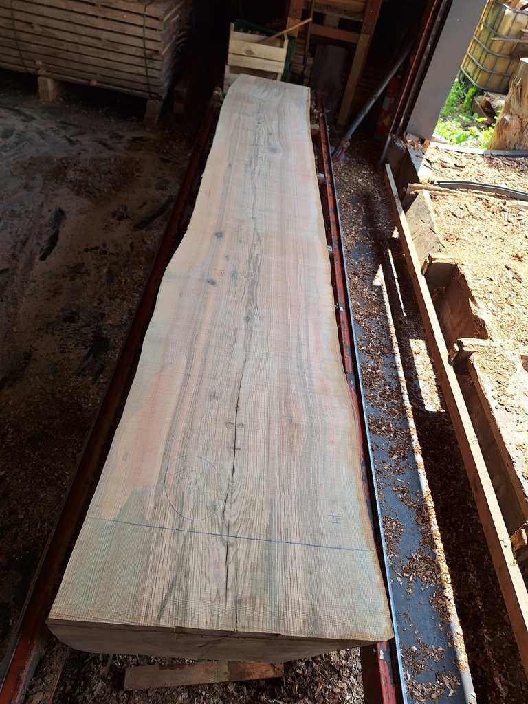 Plateau Frêne 43 x 610-740 x 4050 mm de la boule 950 - 5