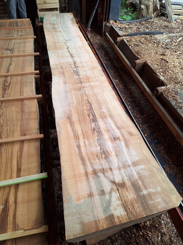 Plateau Frêne 43 x 620-730 x 4050 mm de la boule 950 - 6