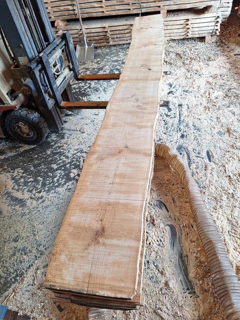 Plateau Merisier 28 x 410-430 x 4040 mm de la boule 978 - 5