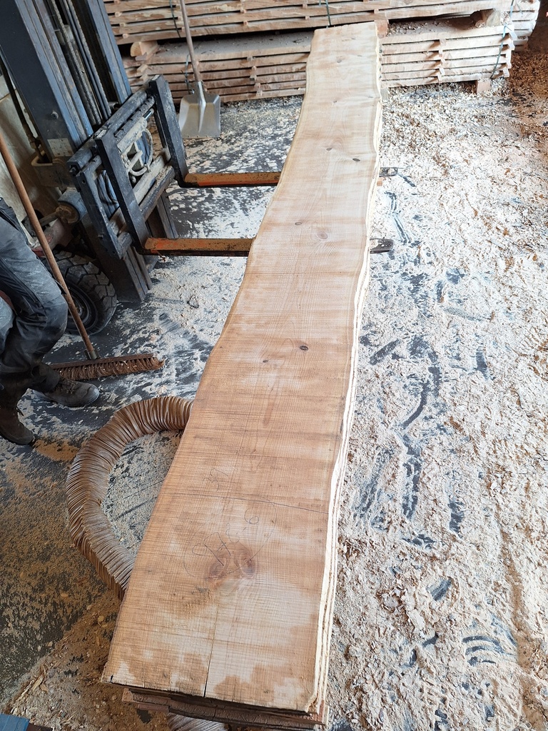 Plateau Merisier 28 x 390-400 x 4040 mm de la boule 978 - 6