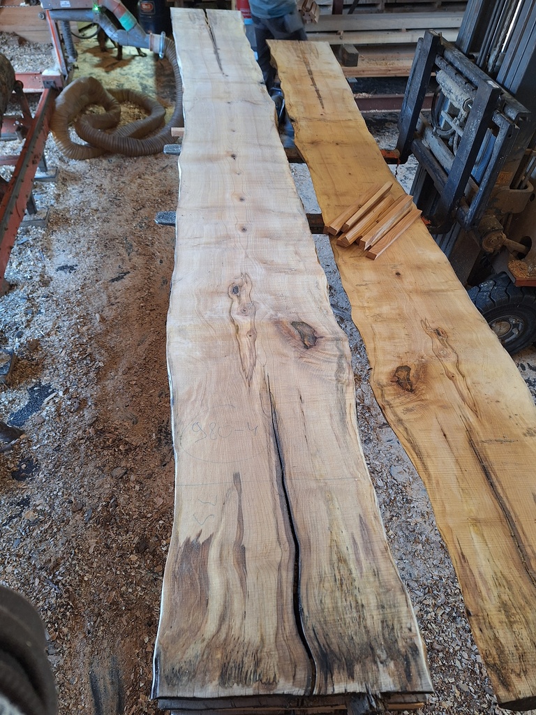 Plateau Hêtre 43 x 350-420 x 3980 mm de la boule 980 - 4