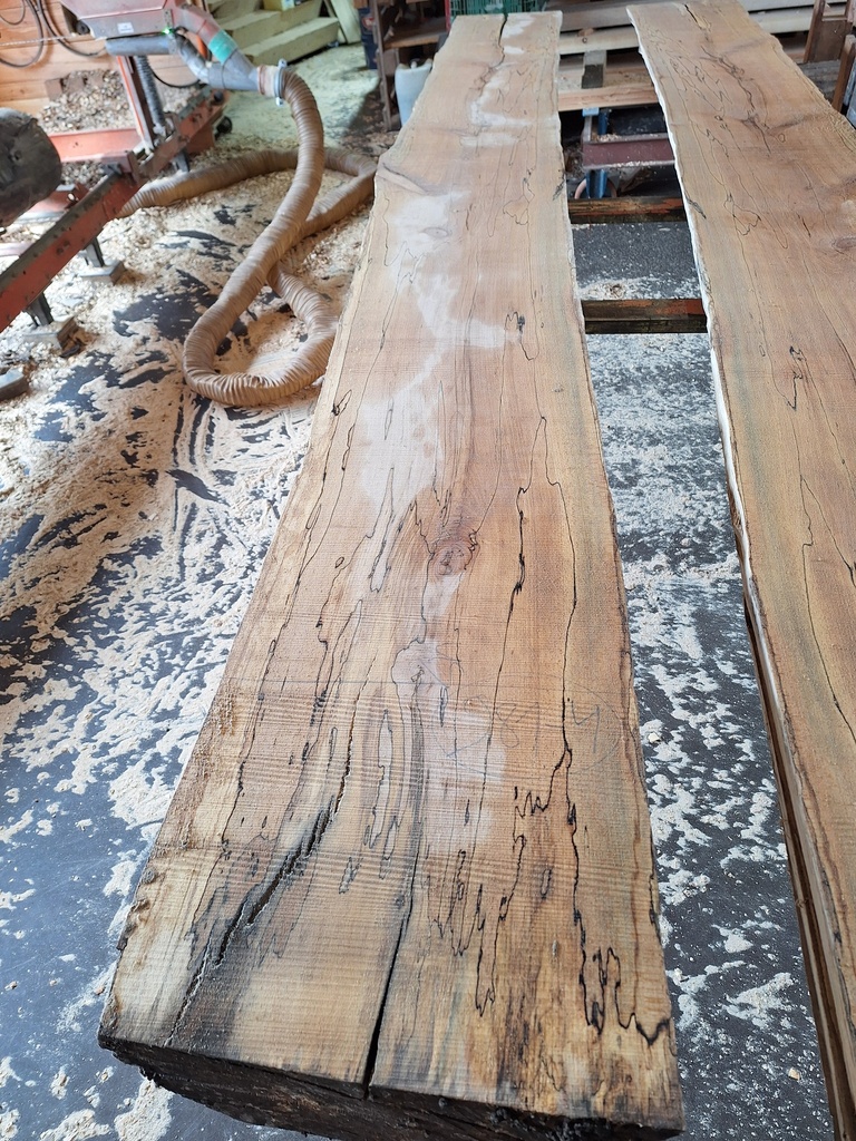 Plateau Hêtre 43 x 410-450 x 3990 mm de la boule 981 - 4