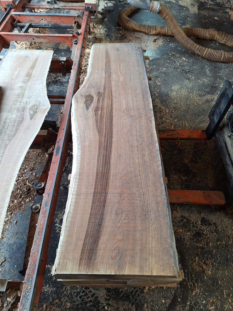 Plateau Chêne Rouge 53 x 490-510 x 2000 mm de la boule 983 - 6