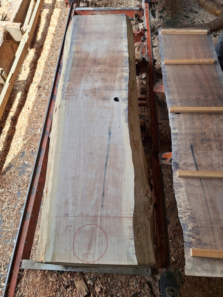 Plateau Chêne Rouge 53 x 430-460 x 1980 mm de la boule 988 - 2