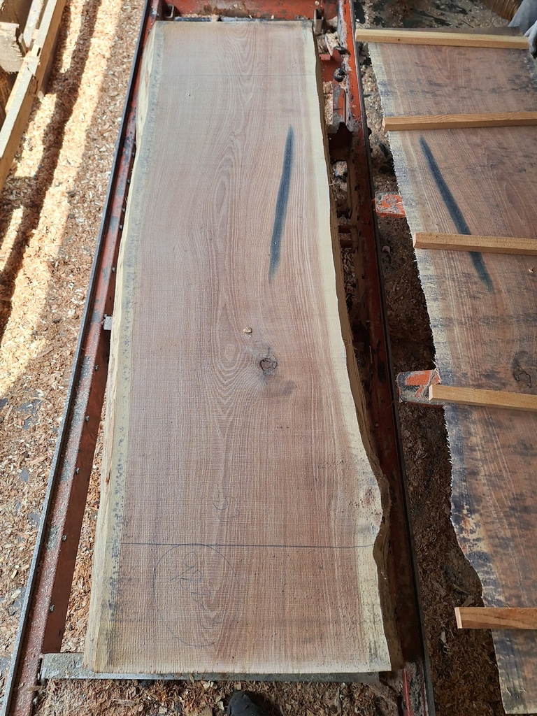 Plateau Chêne Rouge 53 x 530-540 x 1980 mm de la boule 988 - 3