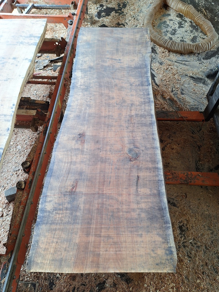 Plateau Chêne Rouge 53 x 640-650 x 1980 mm de la boule 988 - 6