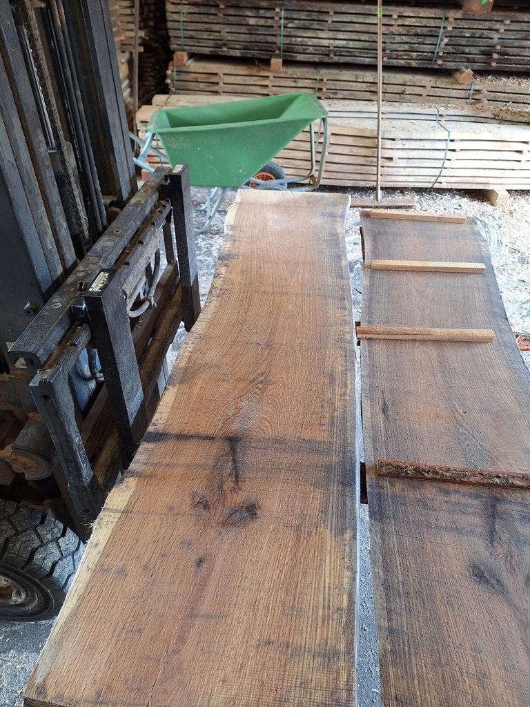 Plateau Chêne Rouge 43 x 470-510 x 1980 mm de la boule 990 - 4