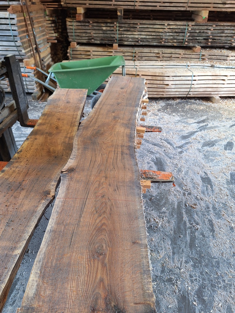 Plateau Chêne Rouge 28 x 330-330 x 2110 mm de la boule 991 - 4