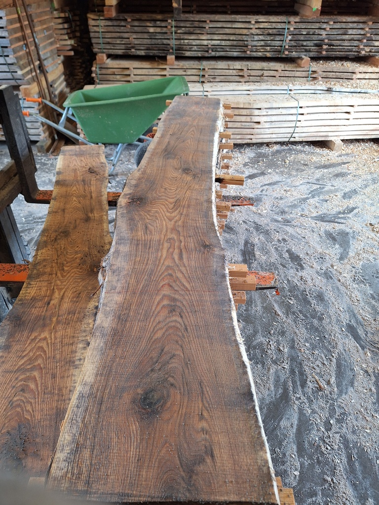 Plateau Chêne Rouge 28 x 290-290 x 2110 mm de la boule 991 - 7