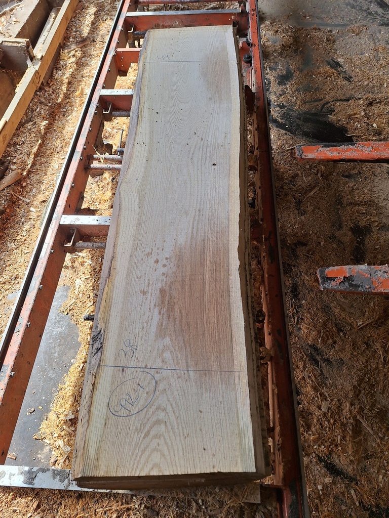 Plateau Chêne Rouge 43 x 380-440 x 1980 mm de la boule 992 - 1