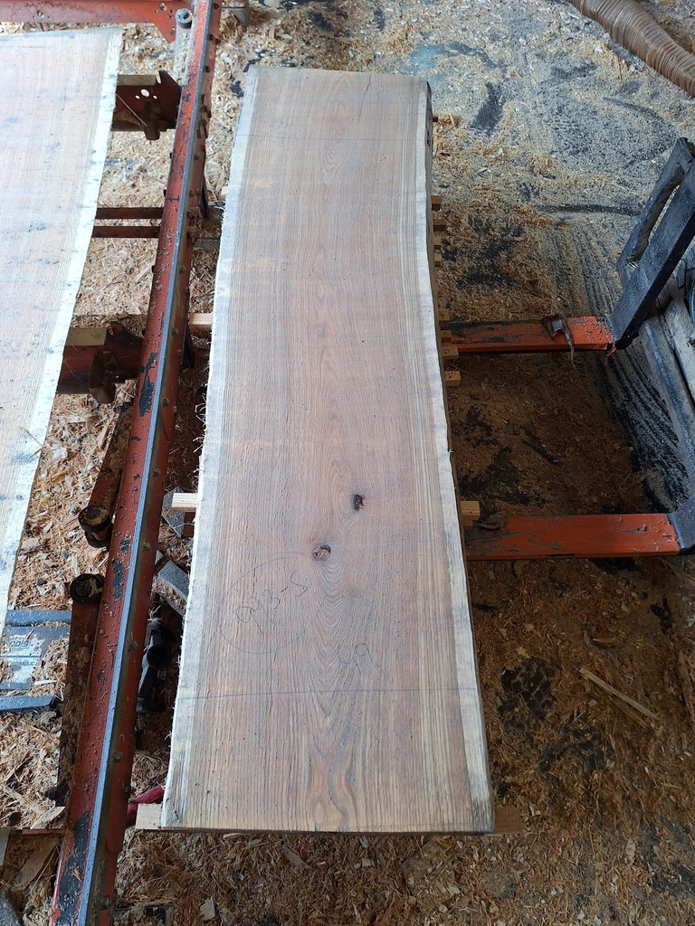 Plateau Chêne Rouge 43 x 490-530 x 2000 mm de la boule 993 - 5