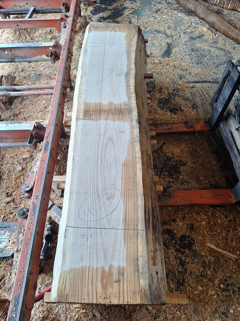 Plateau Chêne Rouge 43 x 350-400 x 2000 mm de la boule 993 - 7