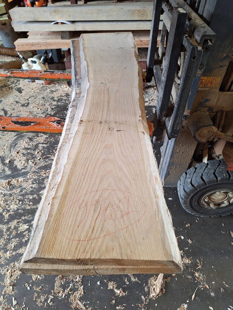 Plateau Chêne Rouge 43 x 280-440 x 1950 mm de la boule 998 - 1