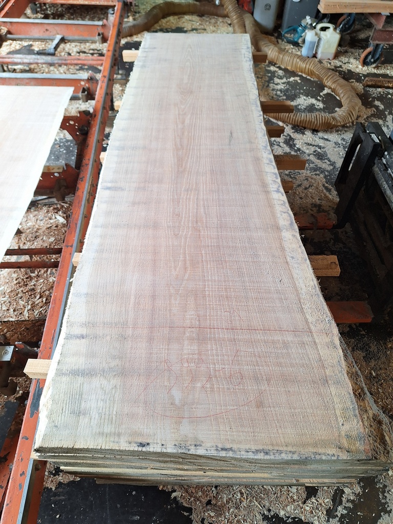 Plateau Chêne Rouge 83 x 550-630 x 2050 mm de la boule 999 - 6