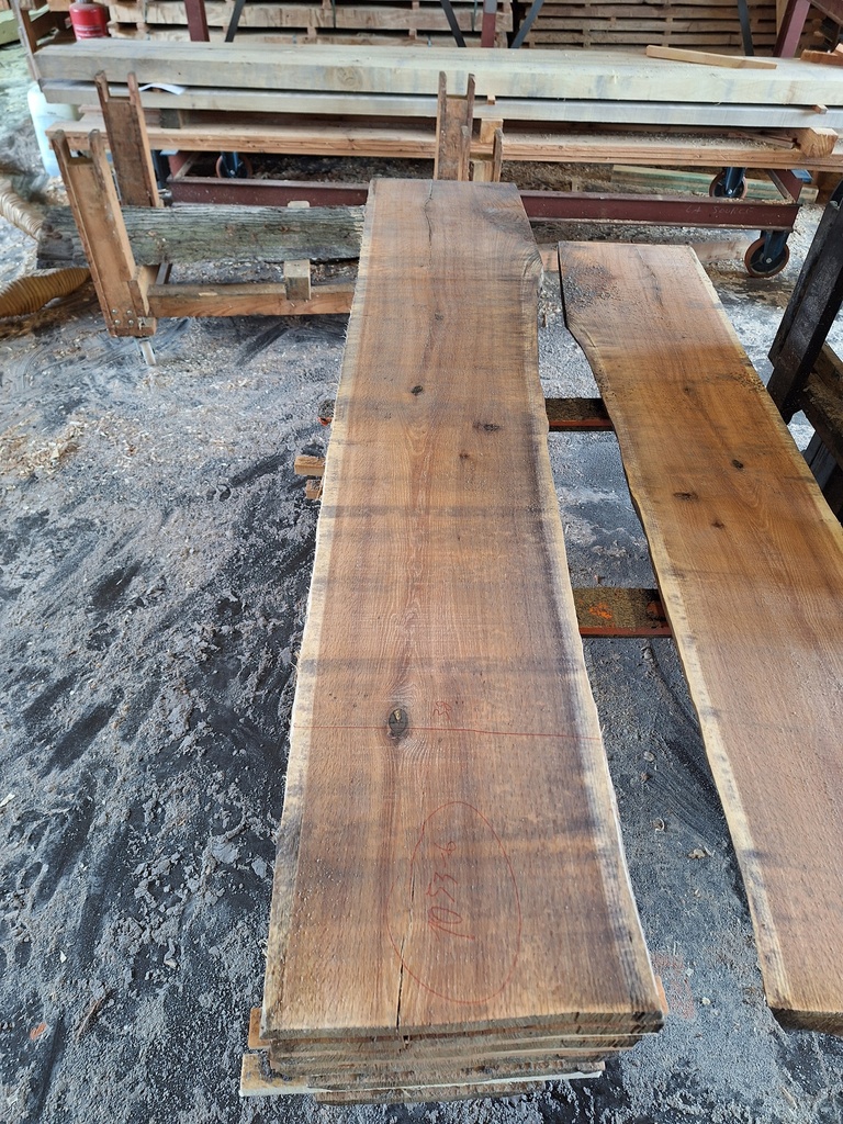 Plateau Chêne Rouge 28 x 380-440 x 2180 mm de la boule 1053 - 6