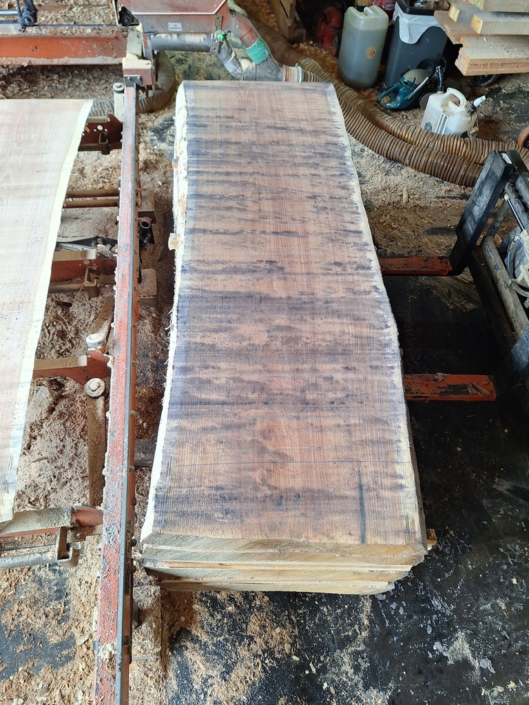 Plateau Chêne Rouge 83 x 570-650 x 2030 mm de la boule 1056 - 4