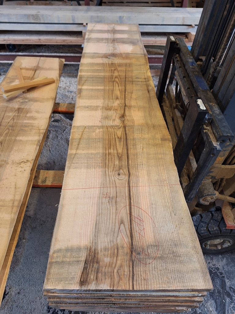 Plateau Frêne 28 x 430-440 x 2040 mm de la boule 1057 - 7