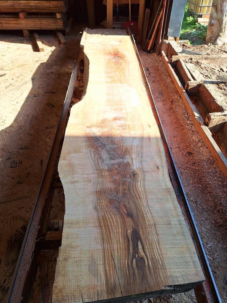 Plateau Frêne 63 x 640-800 x 4060 mm de la boule 1432 - 4