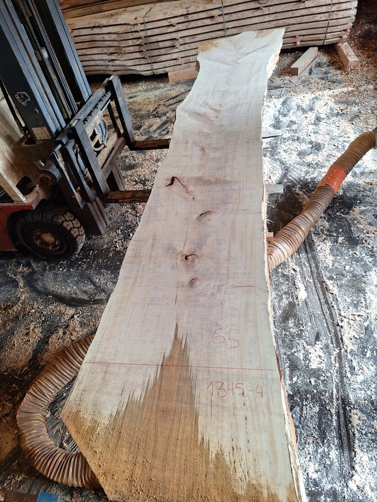 Plateau Tilleul 43 x 550-650 x 4020 mm de la boule 1435 - 4