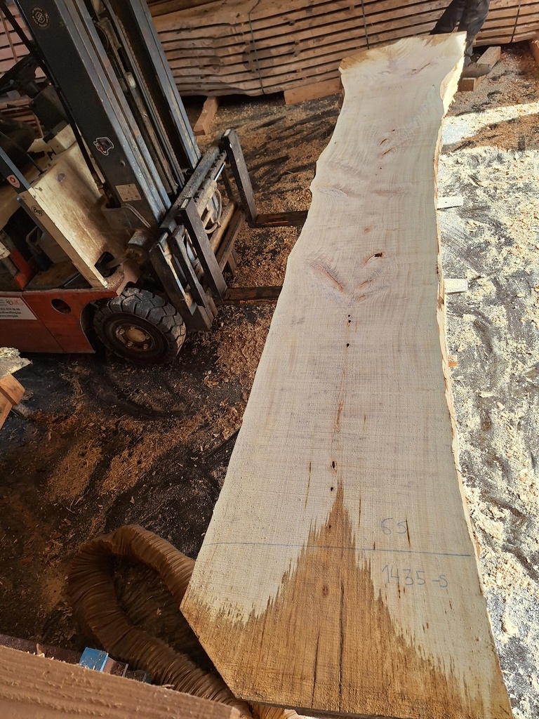 Plateau Tilleul 43 x 540-650 x 4020 mm de la boule 1435 - 5