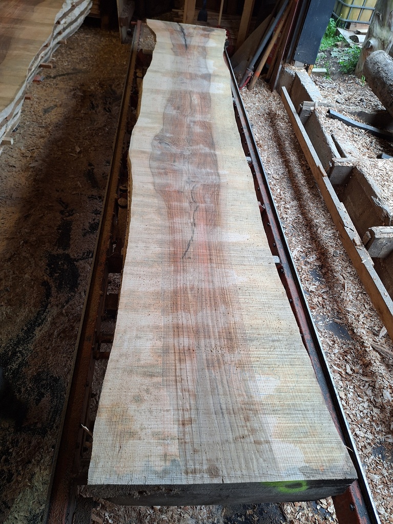 [PL-FRE-1443-5] Plateau Frêne 43 x 590-650 x 4000 mm de la boule 1443 - 5