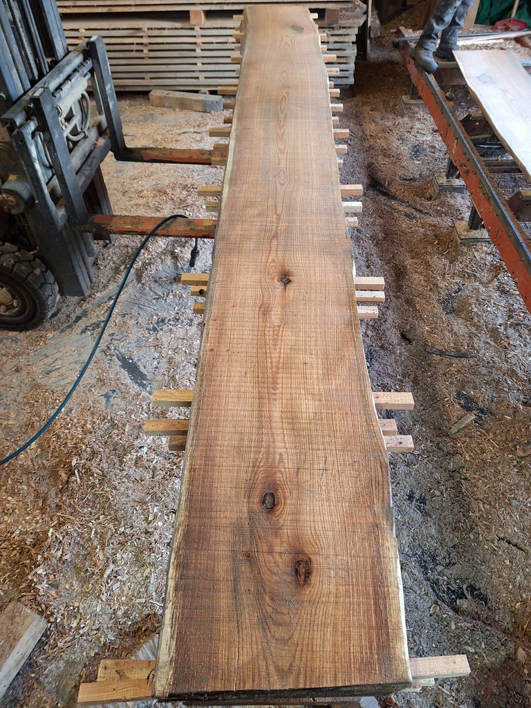 Plateau Chêne Rouge 43 x 380-420 x 4020 mm de la boule 1471 - 5