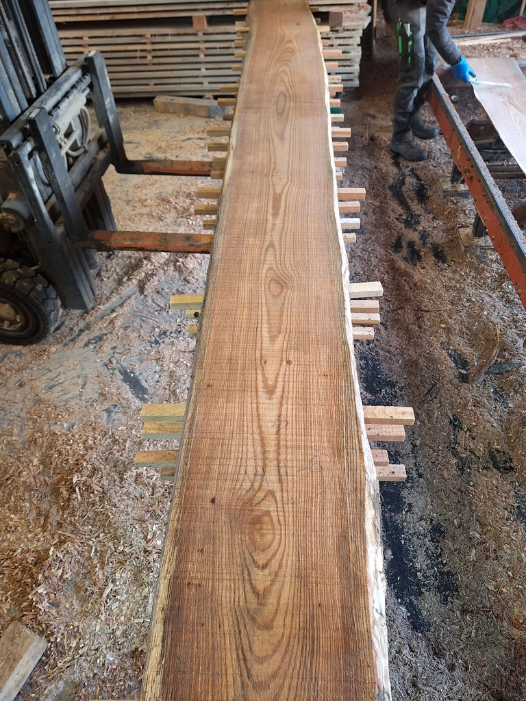 Plateau Chêne Rouge 43 x 350-370 x 4020 mm de la boule 1471 - 6