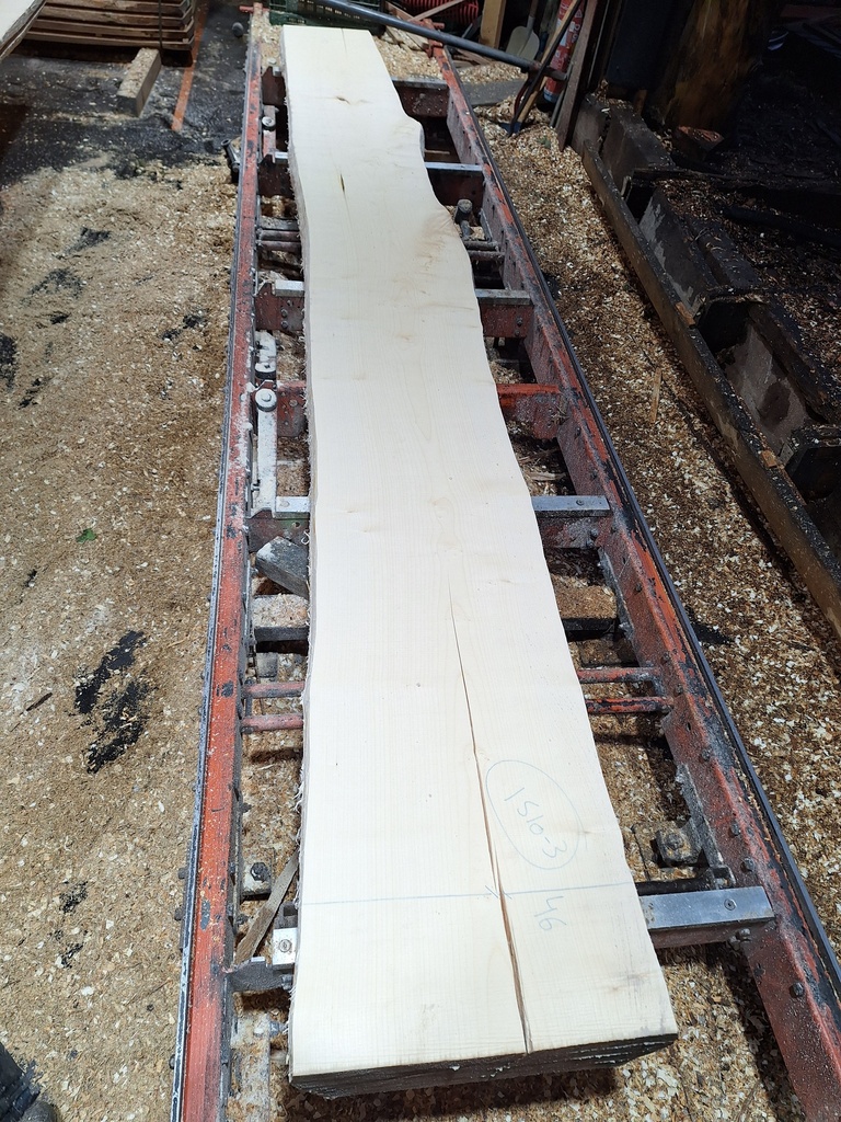 Plateau Erable 43 x 400-460 x 4120 mm de la boule 1510 - 3